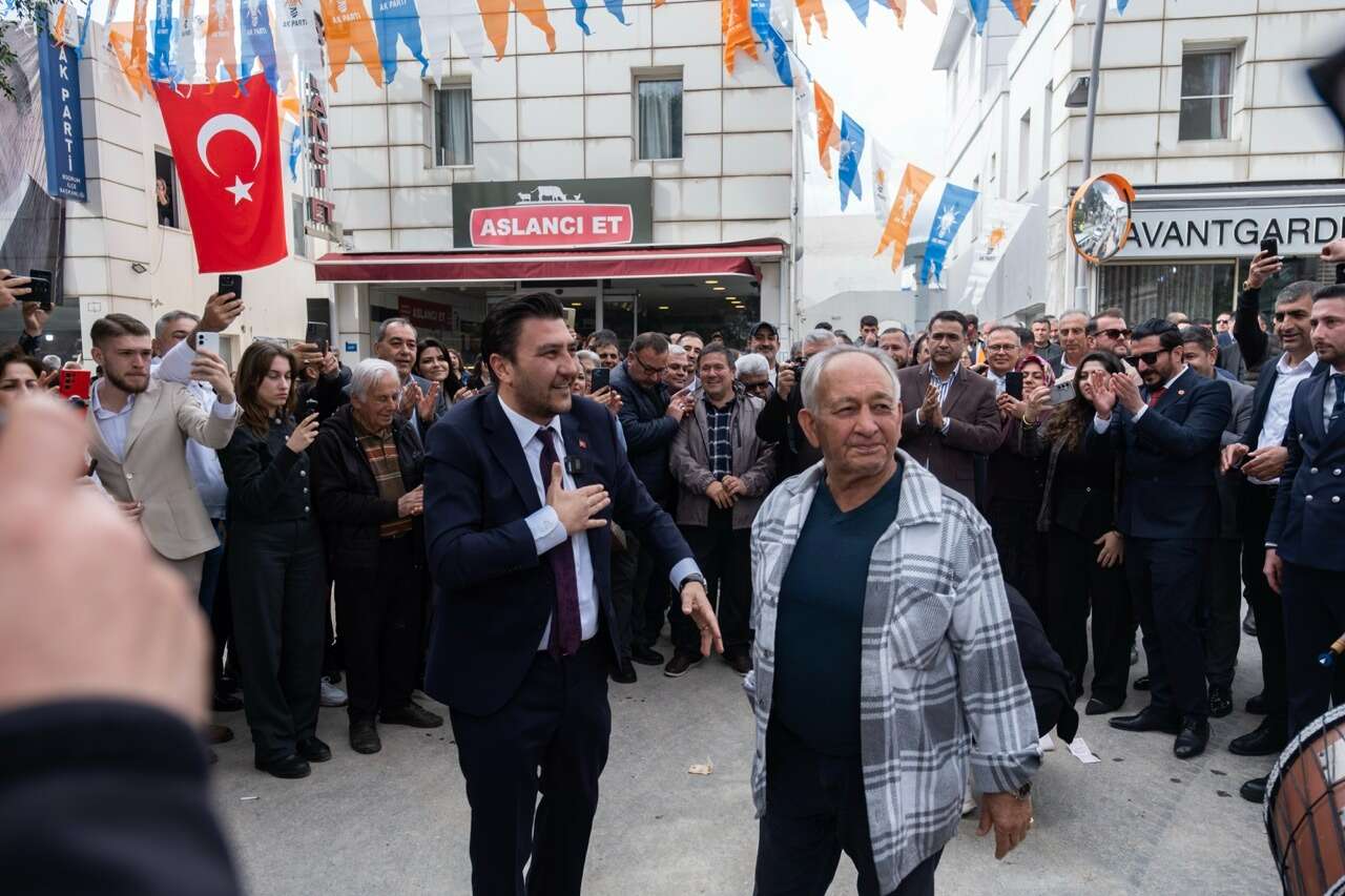 AK Parti Bodrum İlçe Başkanlığı’nda Devir Teslim Töreni Gerçekleştirildi 3